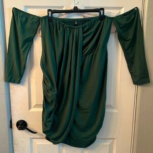 Strapless Green dress, also includes attached sleeves